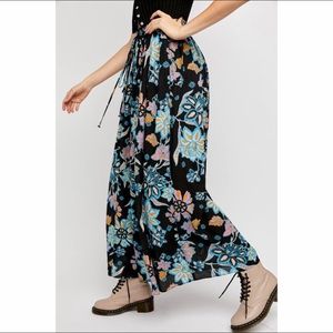Free people wide leg pants bohemian style